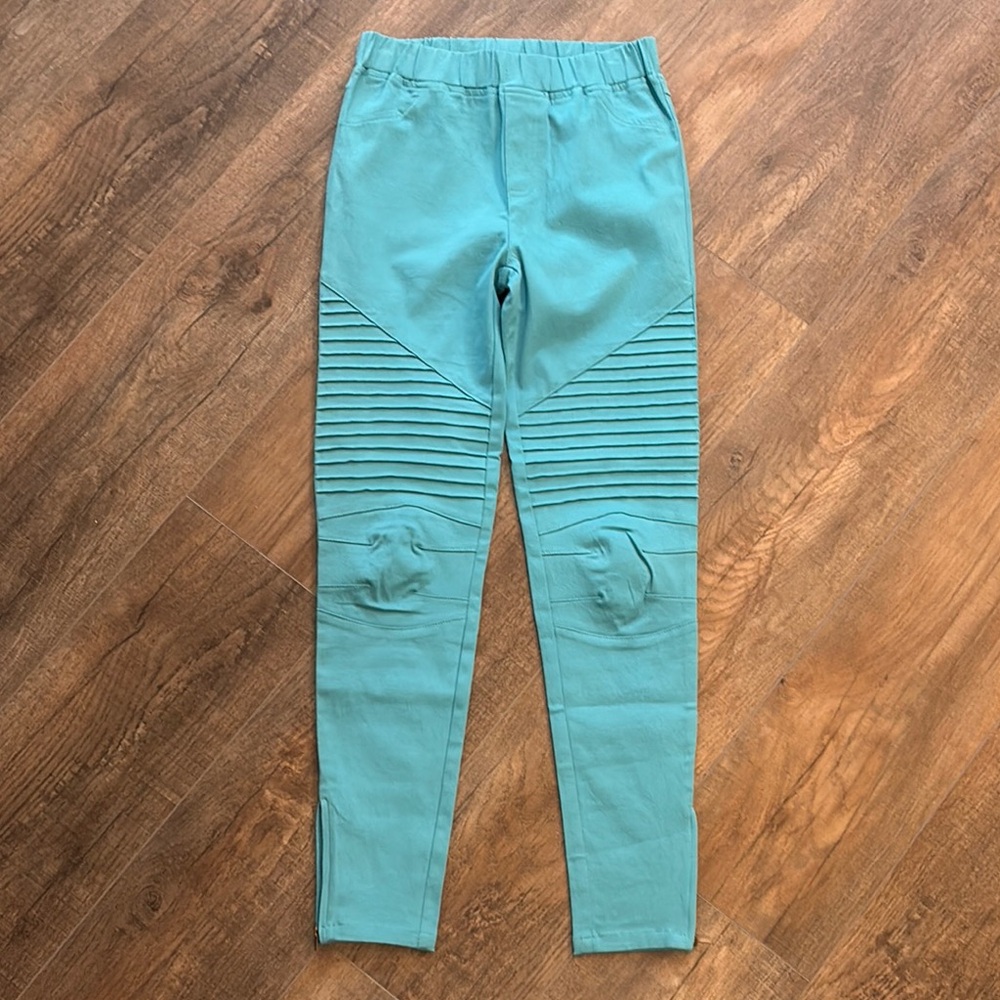 Umgee Women’s Teal‎ Ankle Pants Size S Ankle Zippers Moto Leggings Ribbed Thighs